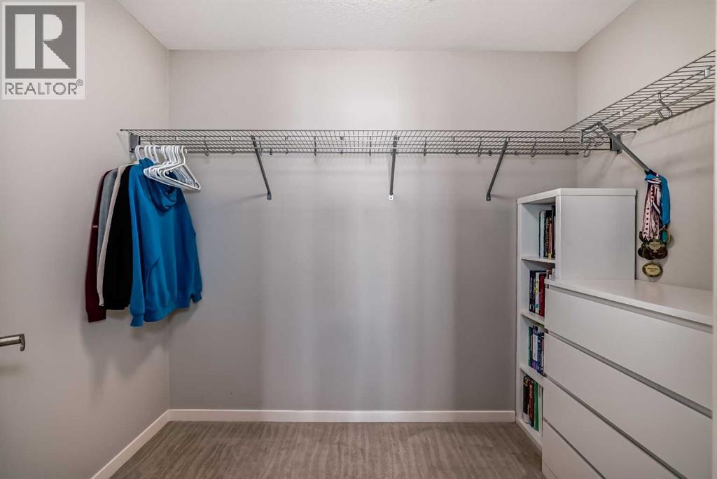 Single Family House for Sale in  West Grove Point SW West Springs Calgary 