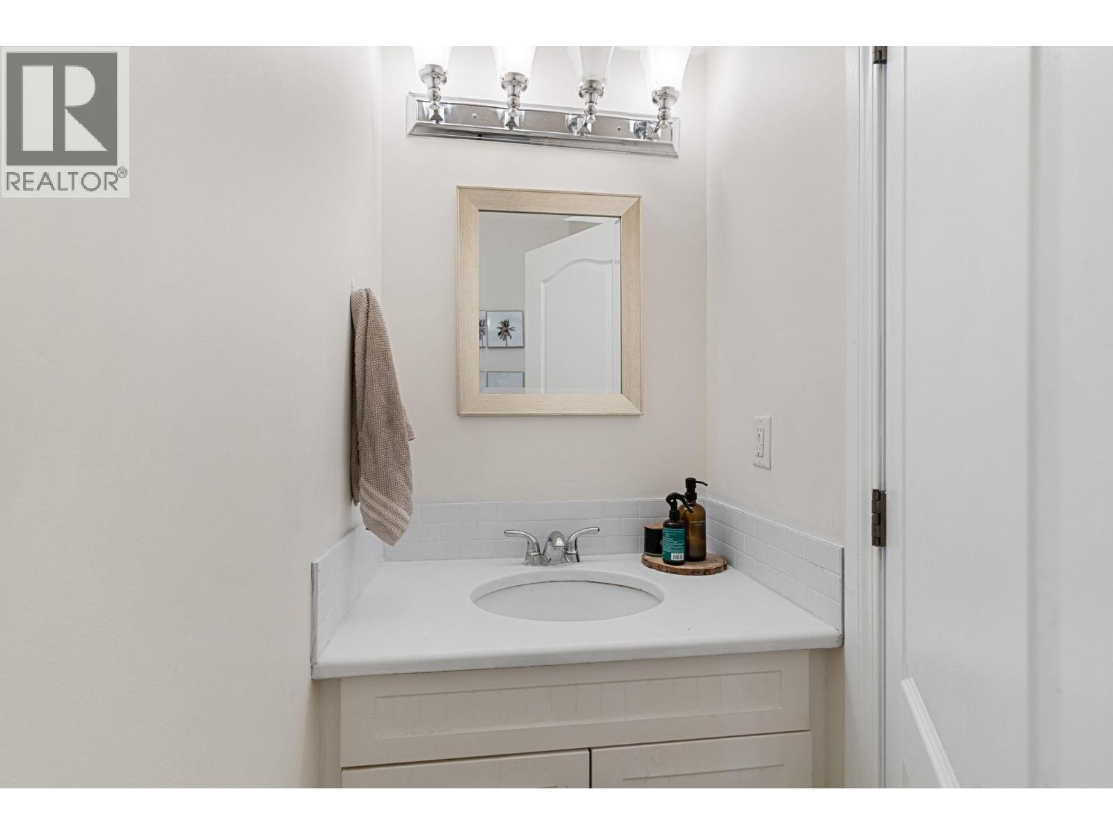 613 Sutherland Avenue, Kelowna