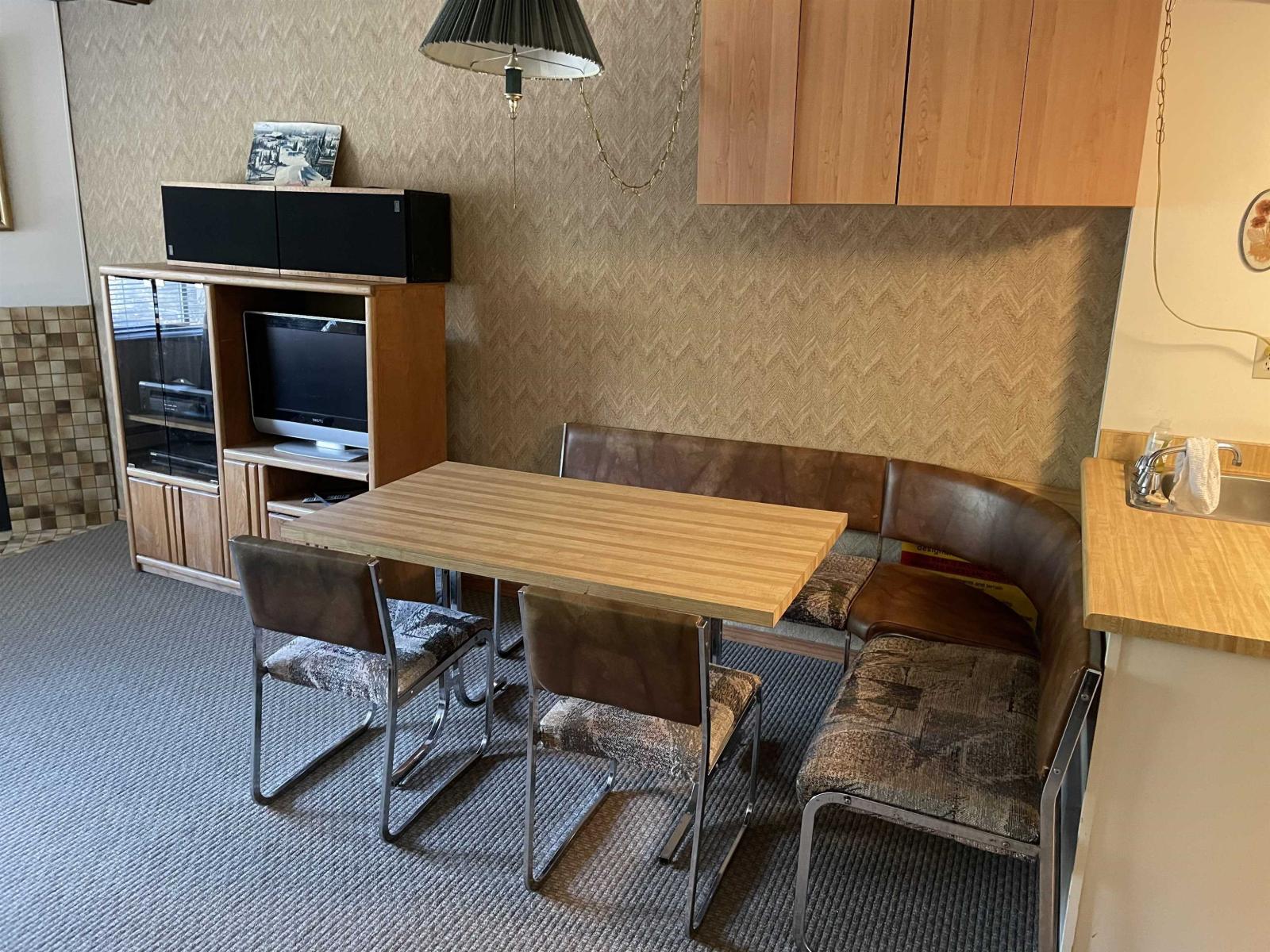 406B 21000 ENZIAN WAY - Photo 3 of 7, Agassiz, British Columbia