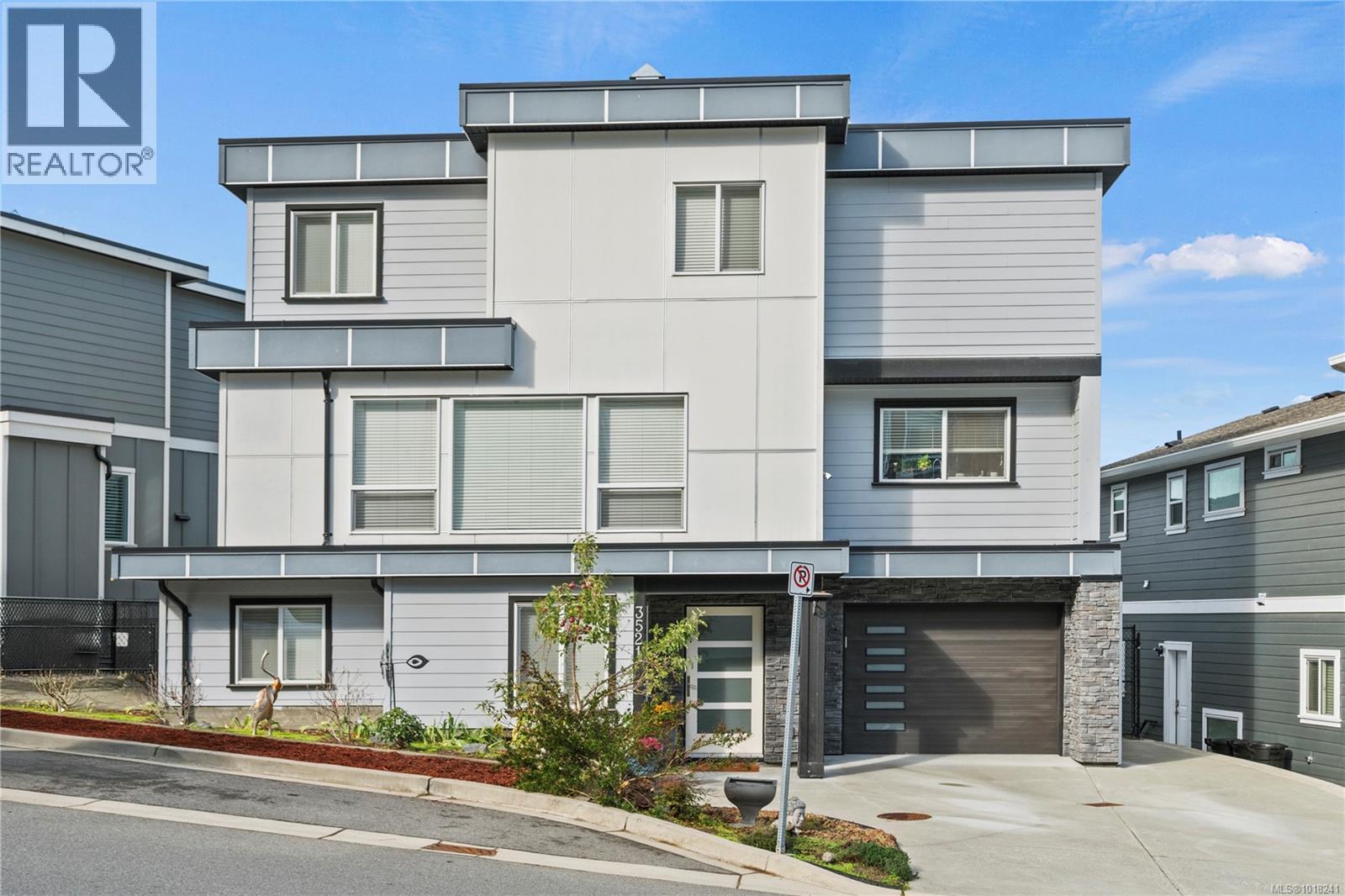  3521 Myles Mansell Road, Langford