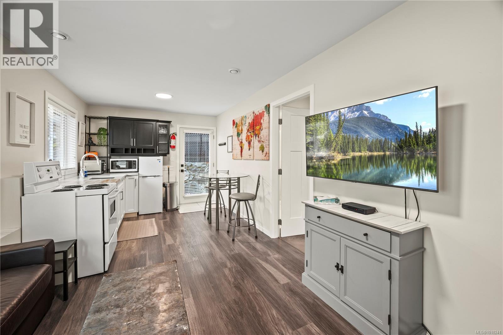  3521 Myles Mansell Road, Langford