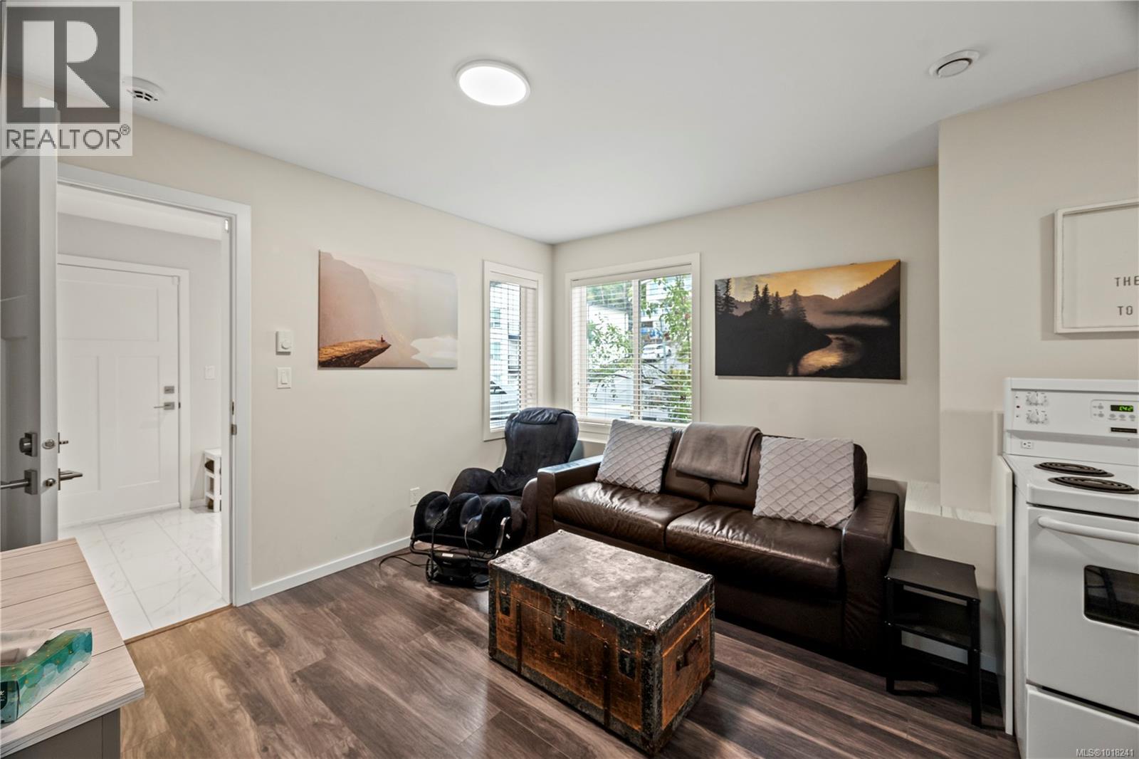  3521 Myles Mansell Road, Langford