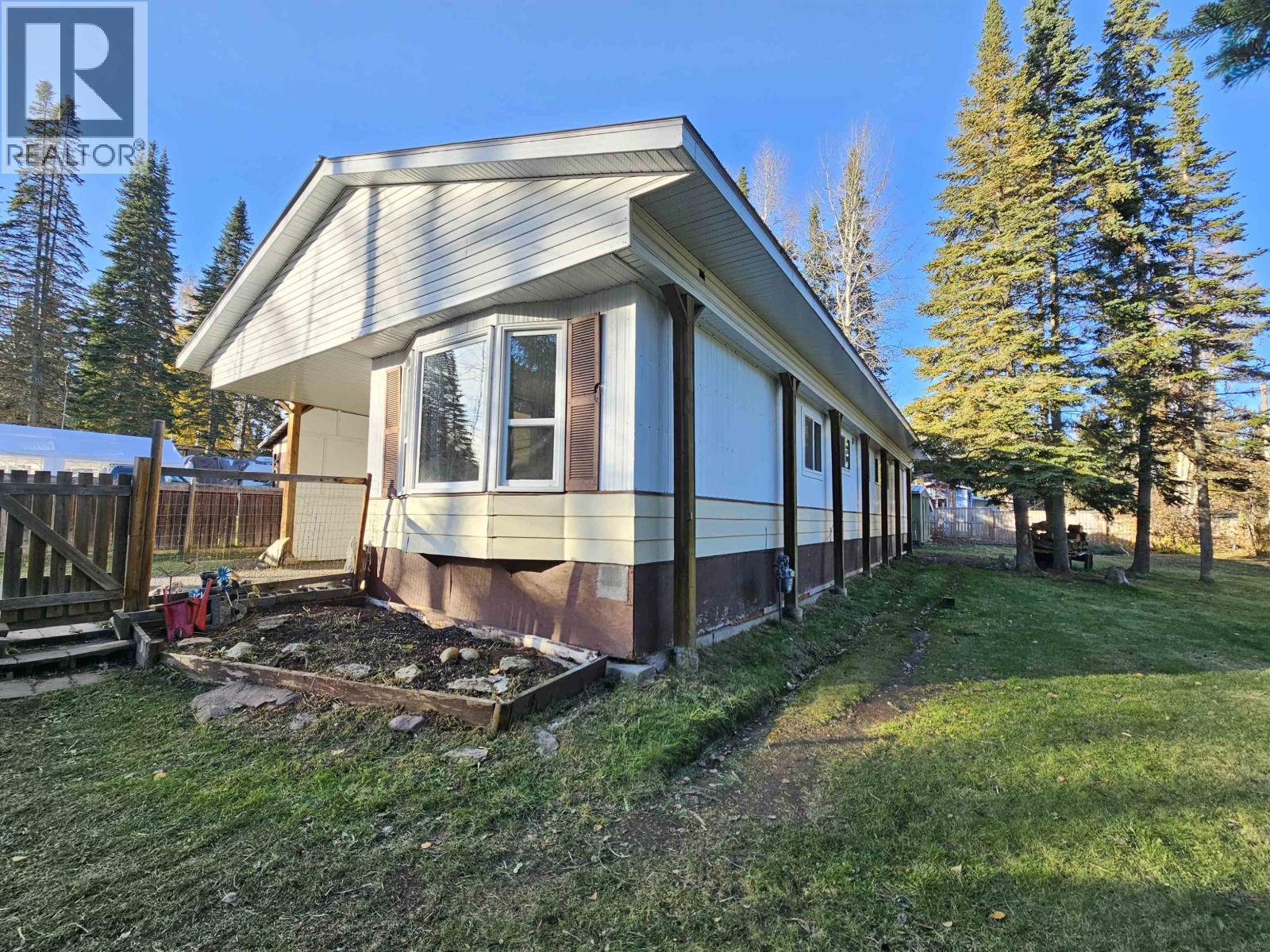 4004 JADE DRIVE, Prince George