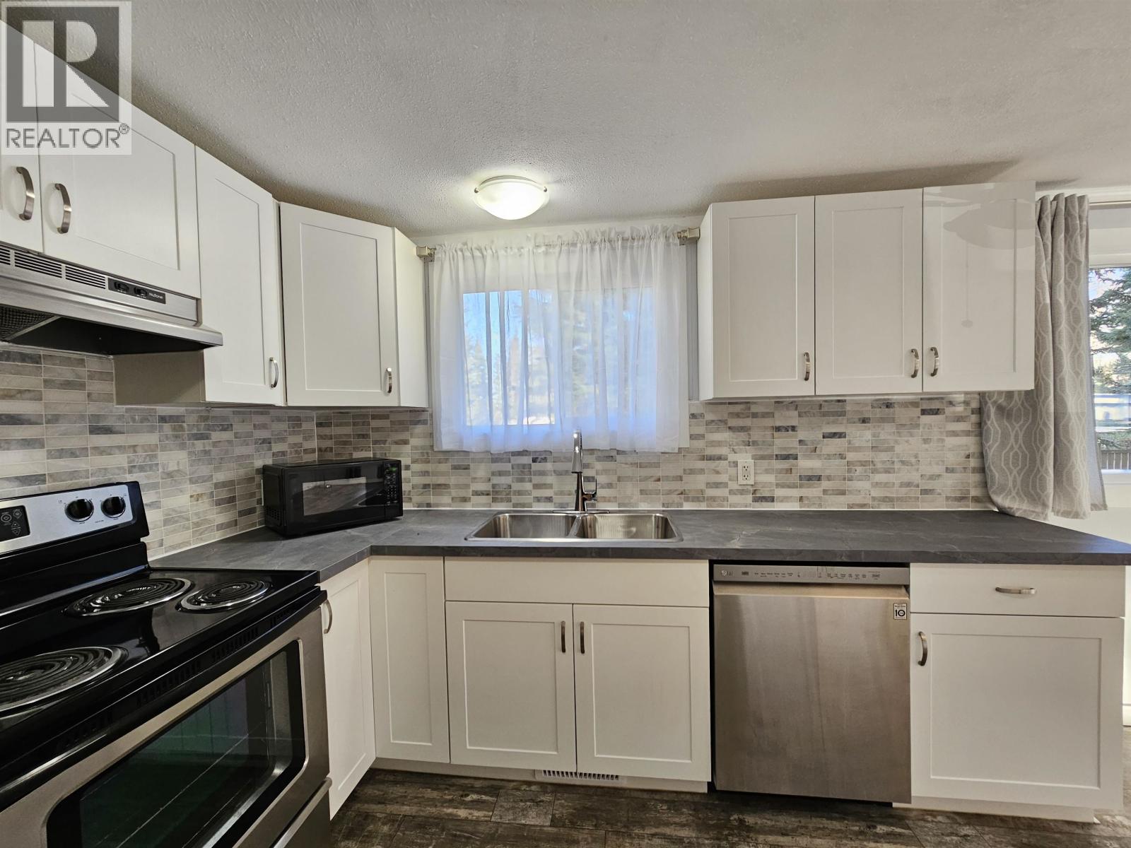 4004 JADE DRIVE, Prince George