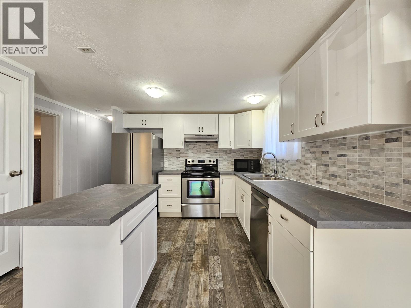 4004 JADE DRIVE, Prince George