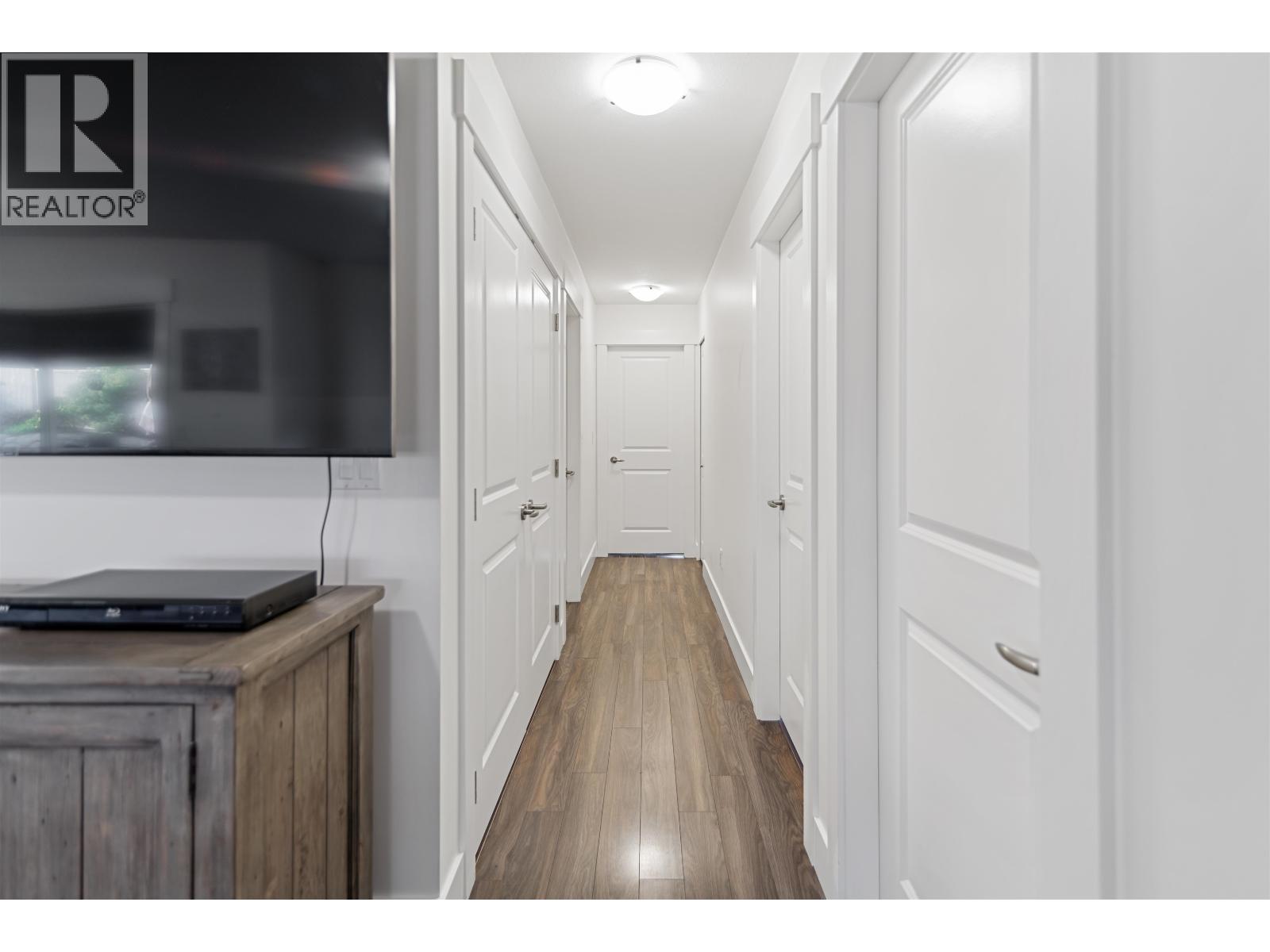 6252 ORACLE ROAD, Sechelt