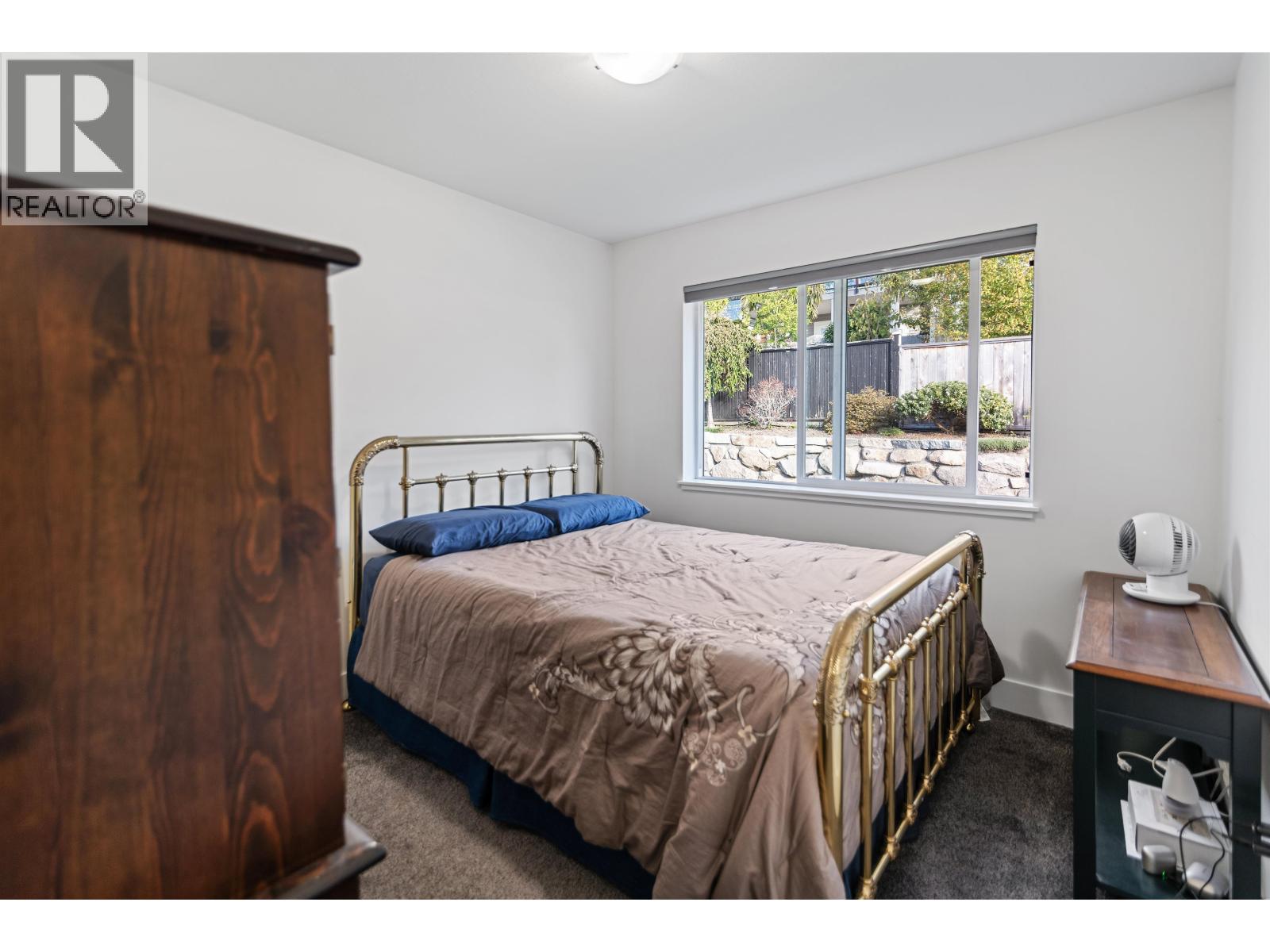 6252 ORACLE ROAD, Sechelt