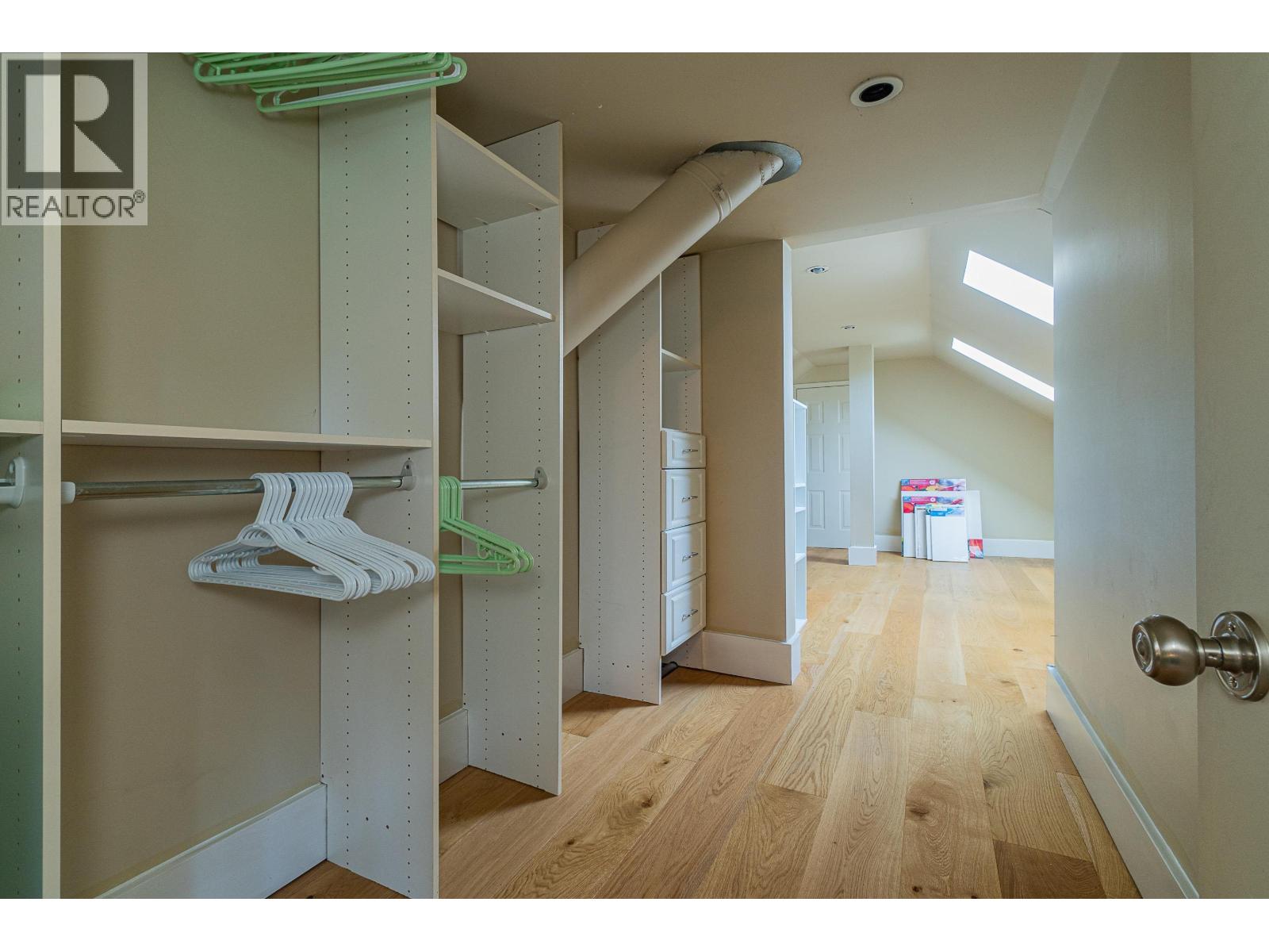 9260 SIDAWAY Road, Richmond