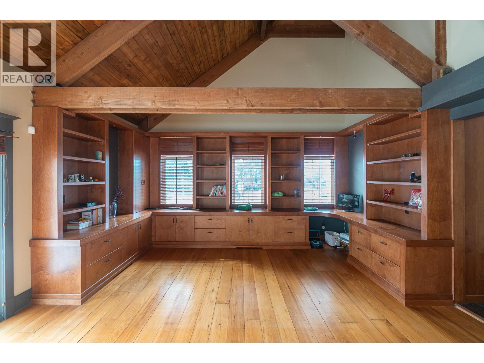 9260 SIDAWAY Road, Richmond