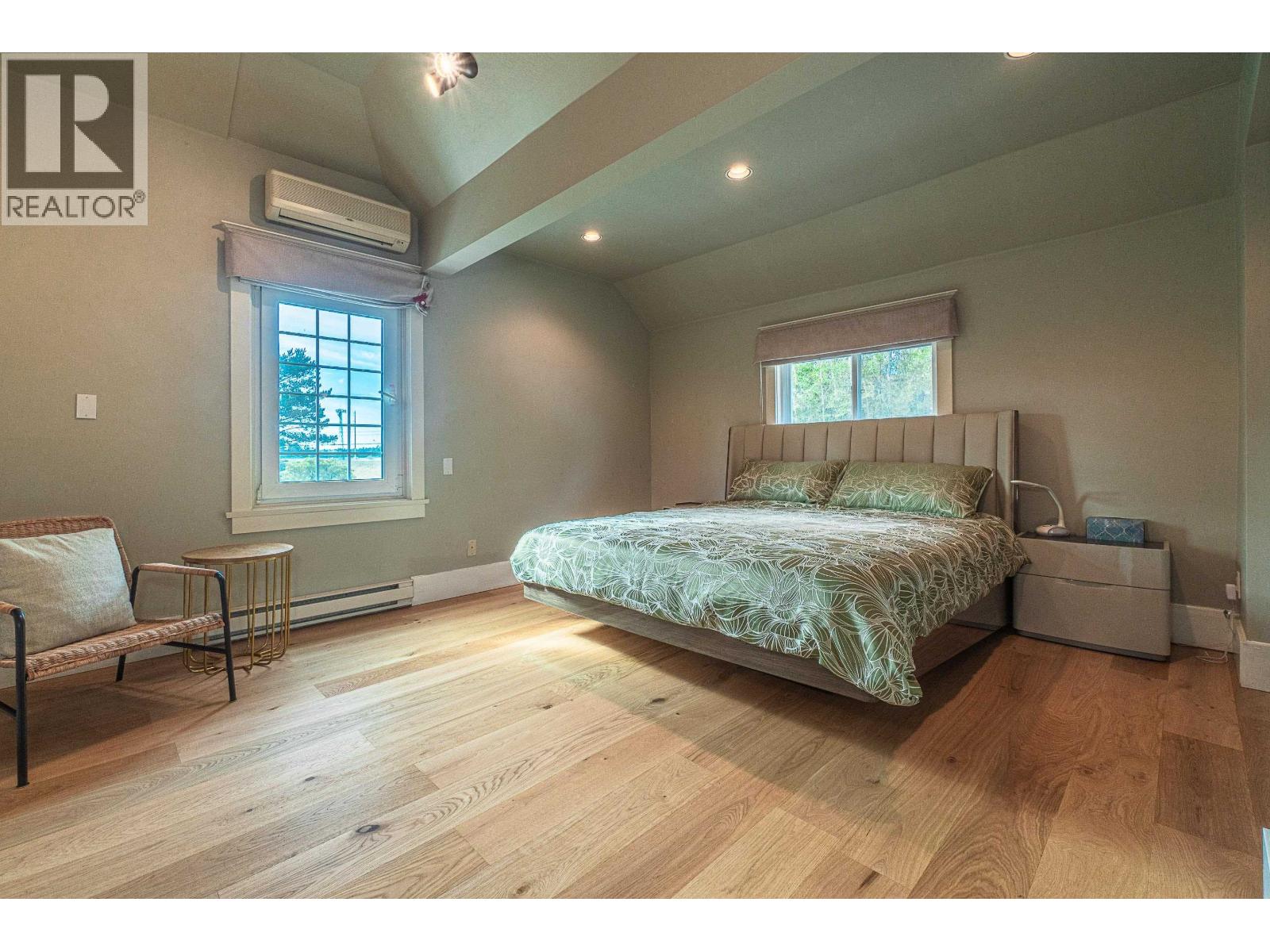 9260 SIDAWAY Road, Richmond