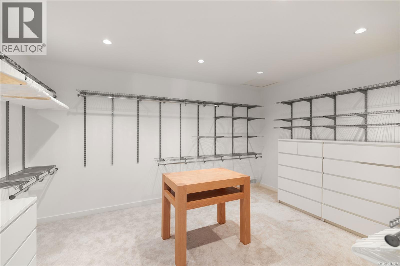  2623 Queenswood Drive, Saanich