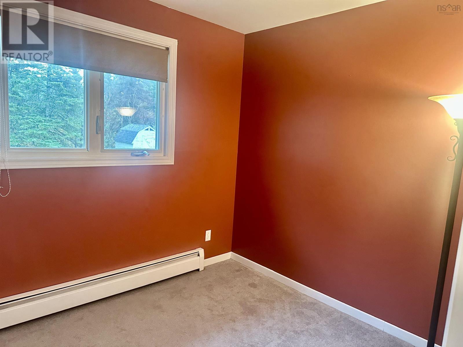 Property 22 of 32 of 104 MacDonald Street