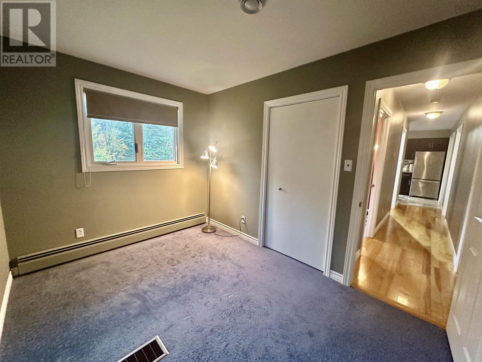 Property 23 of 32 of 104 MacDonald Street