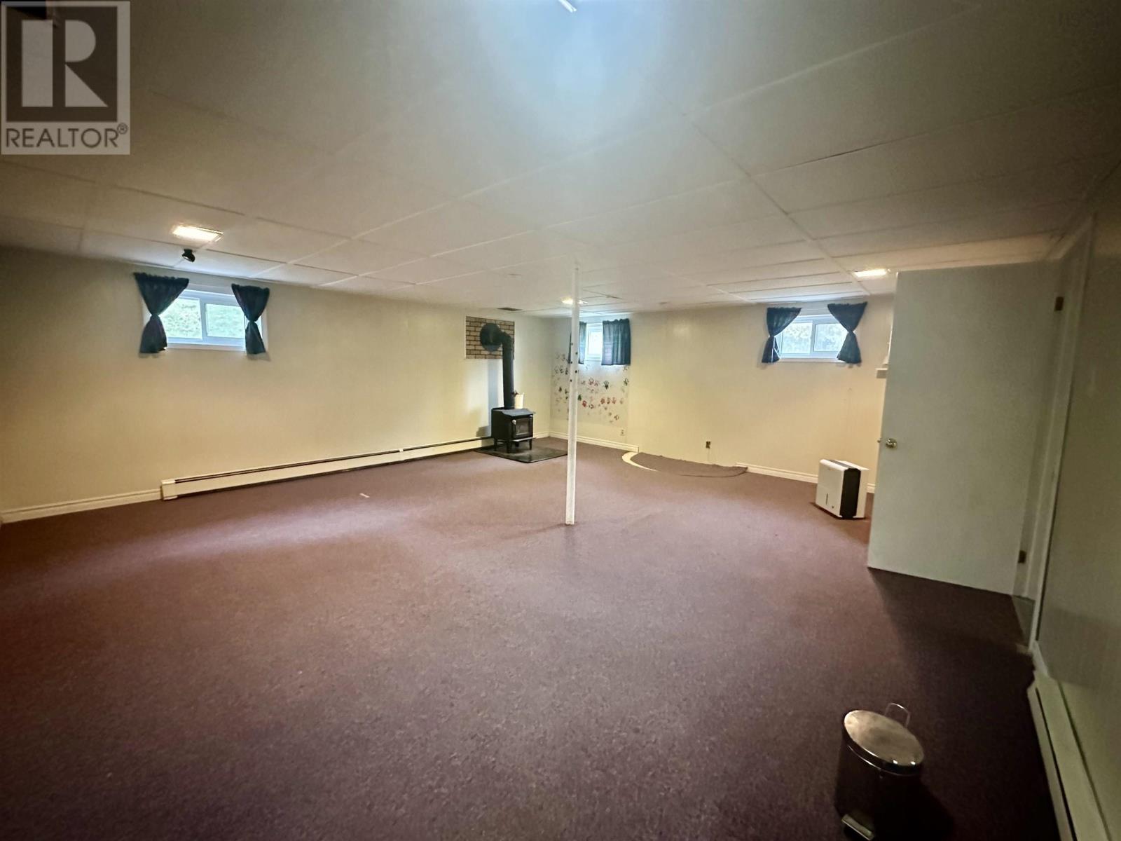 Property 28 of 32 of 104 MacDonald Street