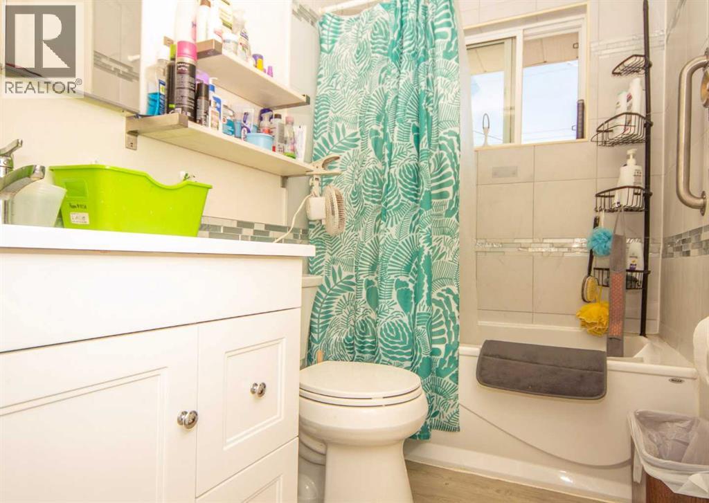 Single Family House Bungalow for Sale in  Penedo Crescent SE Penbrooke Meadows Calgary 