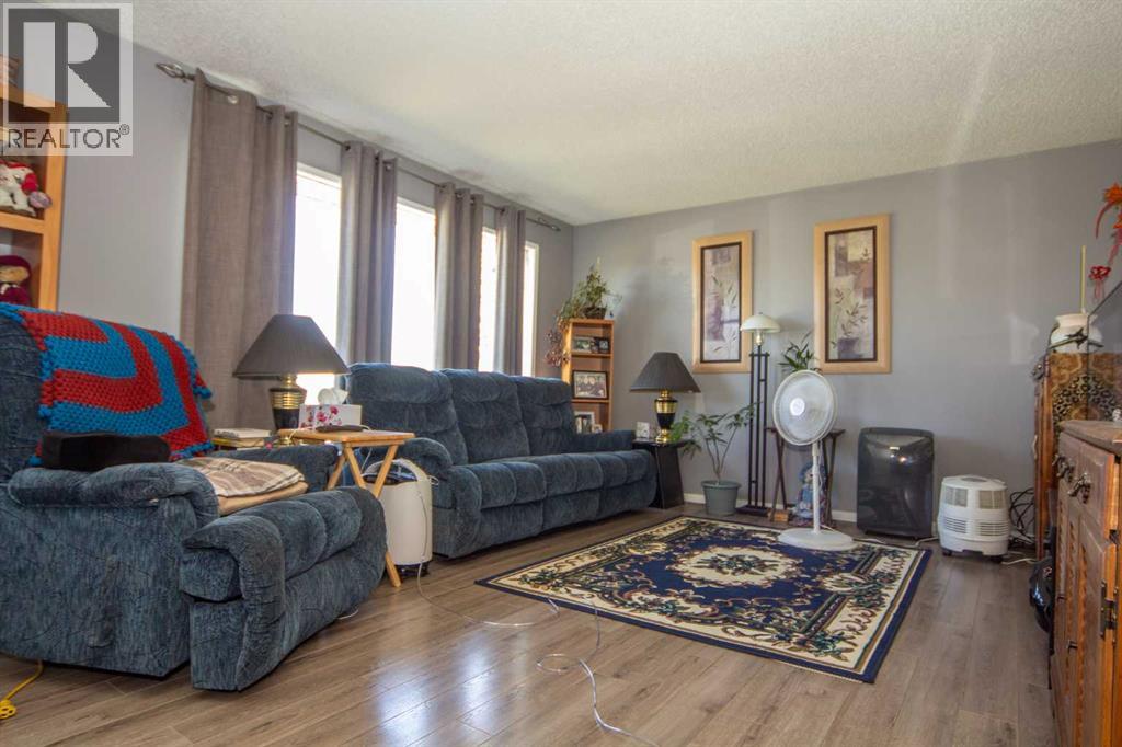 Single Family House Bungalow for Sale in  Penedo Crescent SE Penbrooke Meadows Calgary 