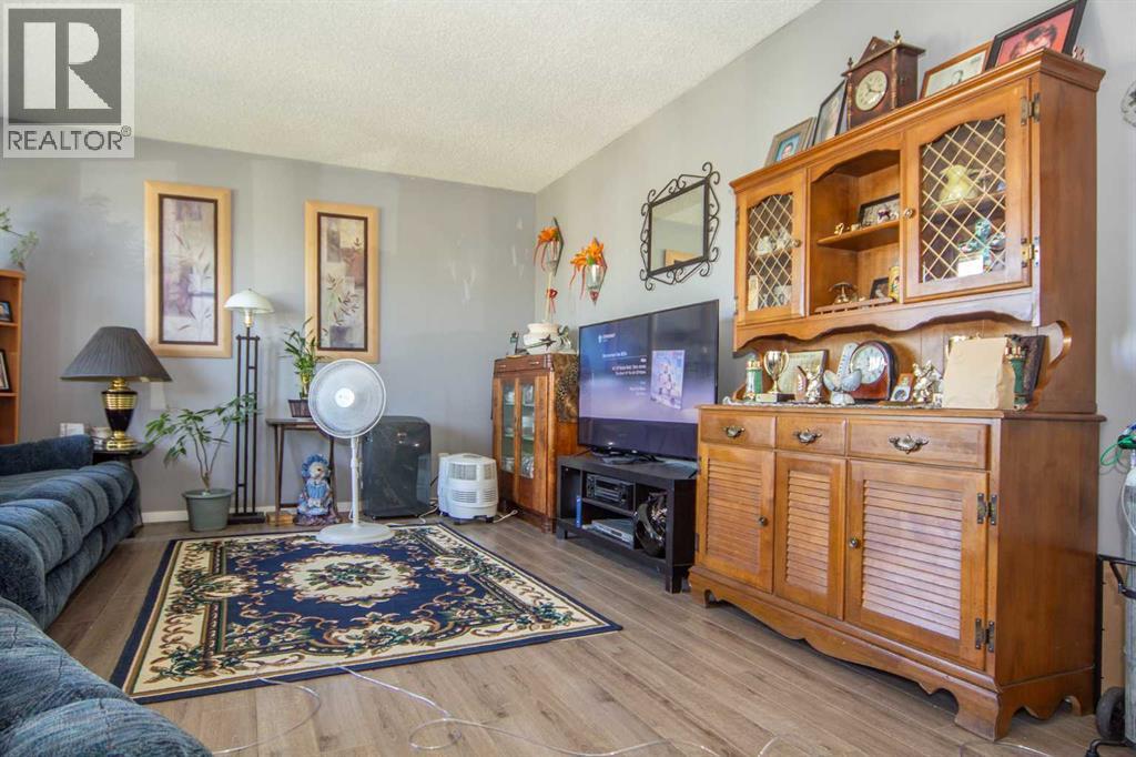 Single Family House Bungalow for Sale in  Penedo Crescent SE Penbrooke Meadows Calgary 