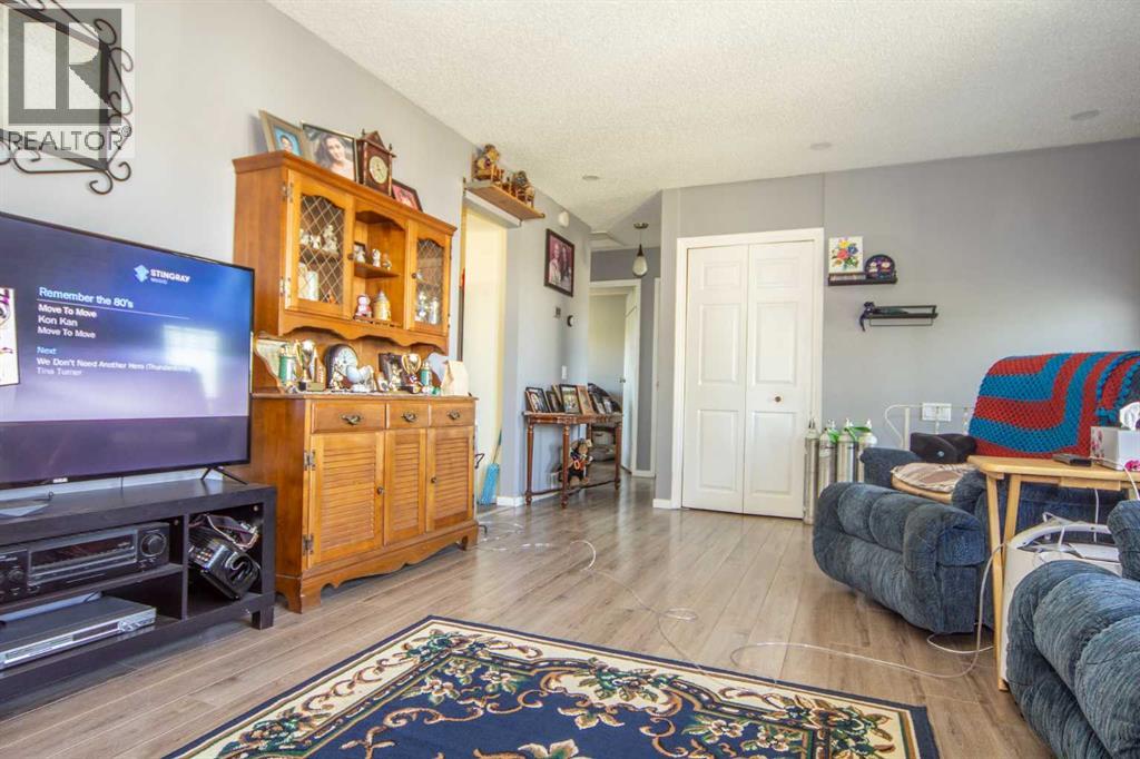 Single Family House Bungalow for Sale in  Penedo Crescent SE Penbrooke Meadows Calgary 