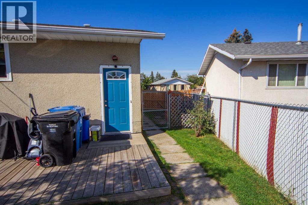 Single Family House Bungalow for Sale in  Penedo Crescent SE Penbrooke Meadows Calgary 
