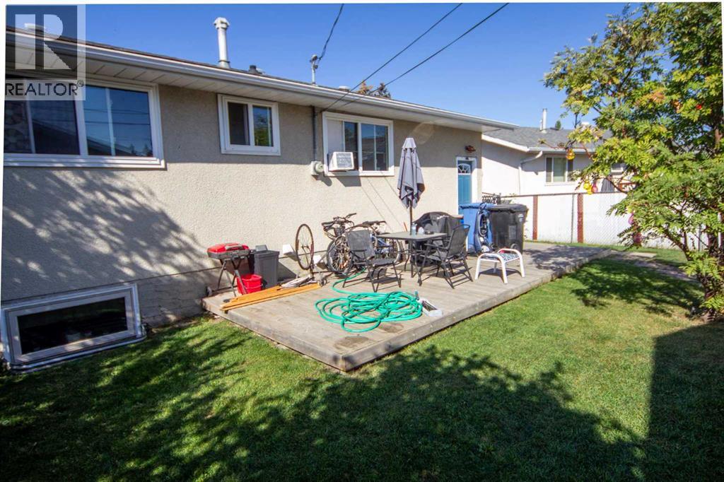 Single Family House Bungalow for Sale in  Penedo Crescent SE Penbrooke Meadows Calgary 