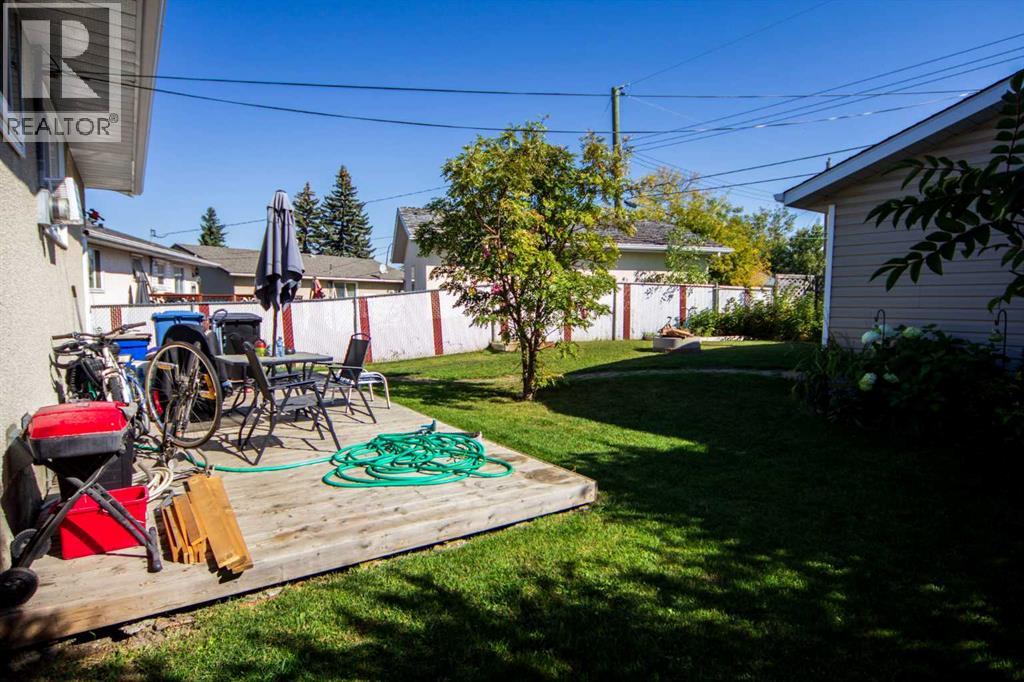 Single Family House Bungalow for Sale in  Penedo Crescent SE Penbrooke Meadows Calgary 