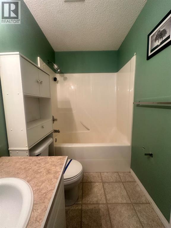 129 Laurier Road, Fort McMurray