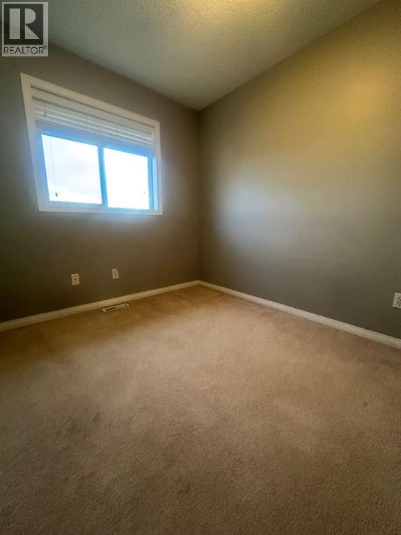 129 Laurier Road, Fort McMurray