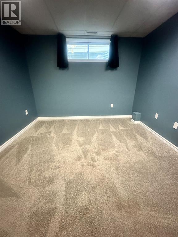 129 Laurier Road, Fort McMurray