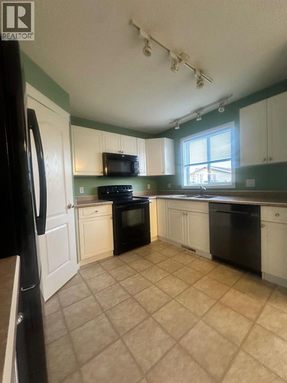 129 Laurier Road, Fort McMurray