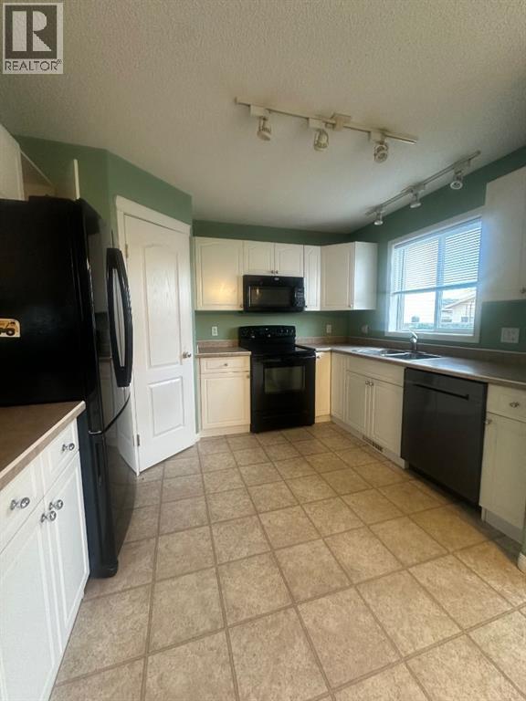 129 Laurier Road, Fort McMurray