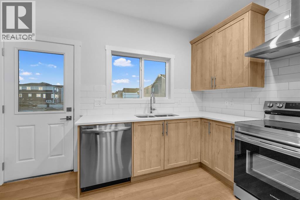 Single Family House 3 Level for Sale in  Homestead Common NE Homestead Calgary 