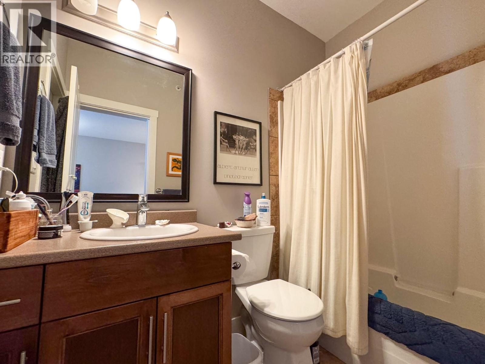 1701 MENZIES Street Unit# 305, Merritt