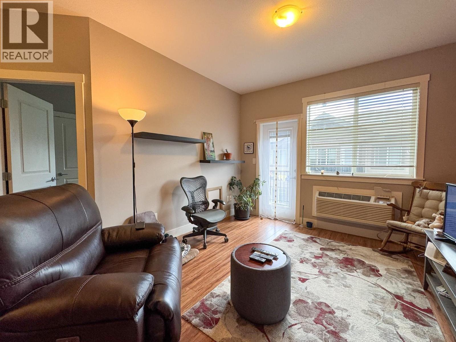 1701 MENZIES Street Unit# 305, Merritt