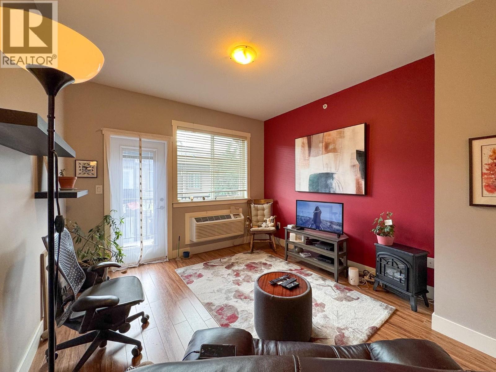 1701 MENZIES Street Unit# 305, Merritt