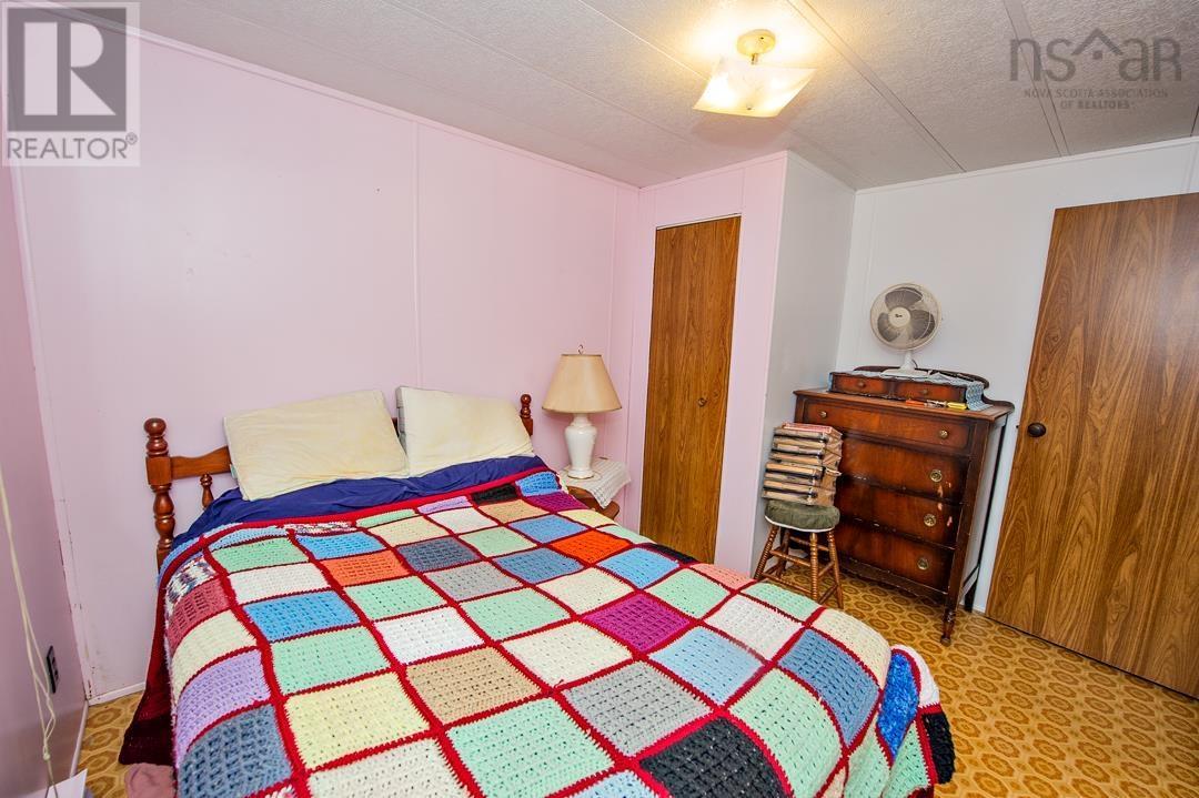 Property 19 of 40 of 386 Rocky Lake Drive