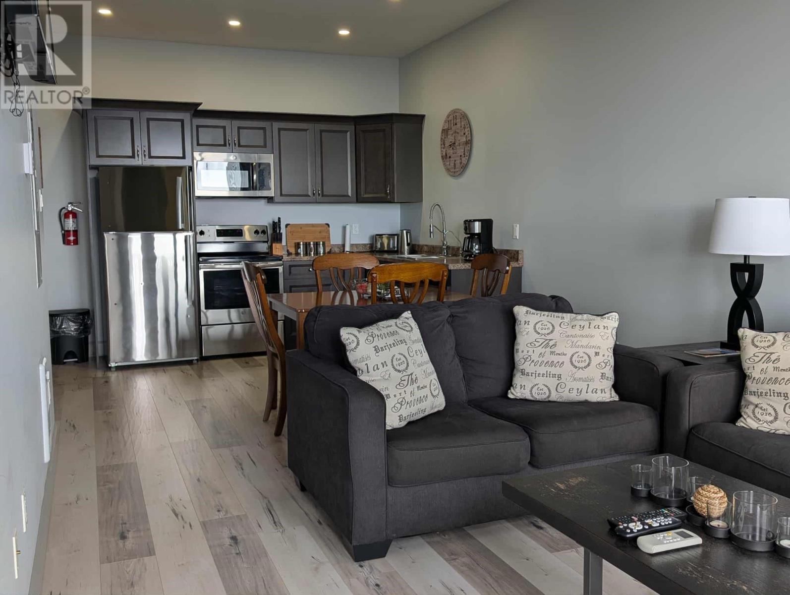 50 Harbour Drive thumbnail 8
