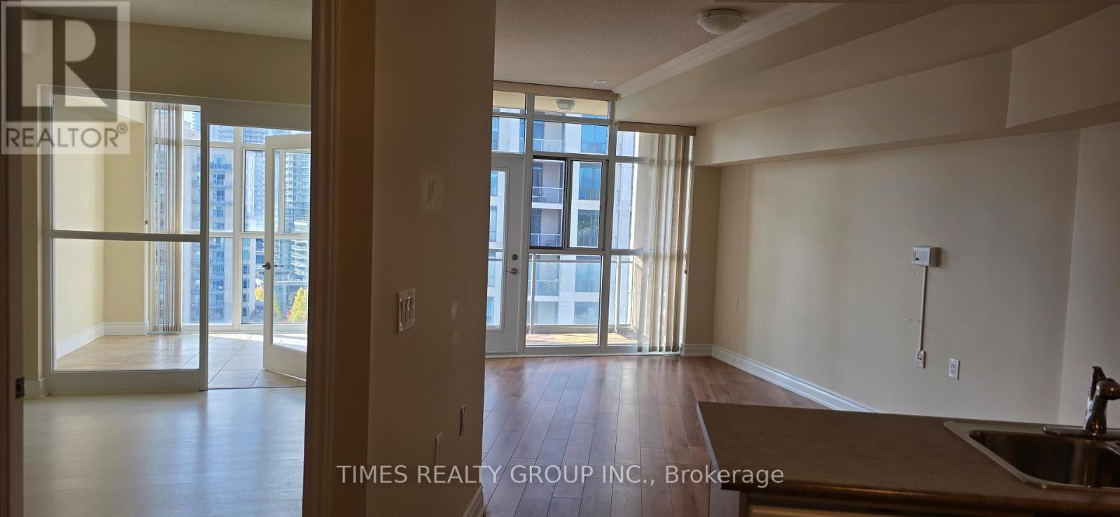 #1705 3 MARINE PARADE DRIVE - 3