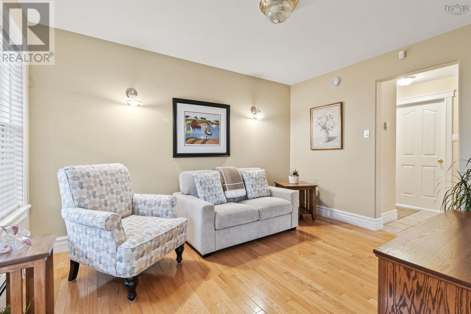 Property 14 of 37 of 677 Westwood Boulevard