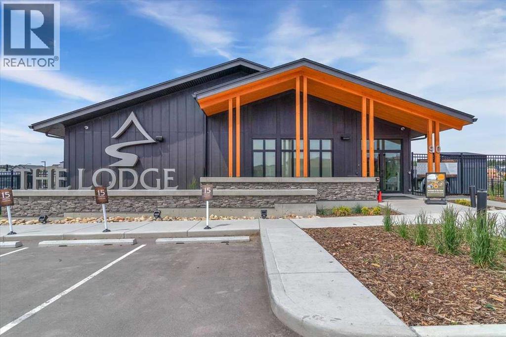 Single Family House for Sale in  Haskayne Drive NW Haskayne Calgary 