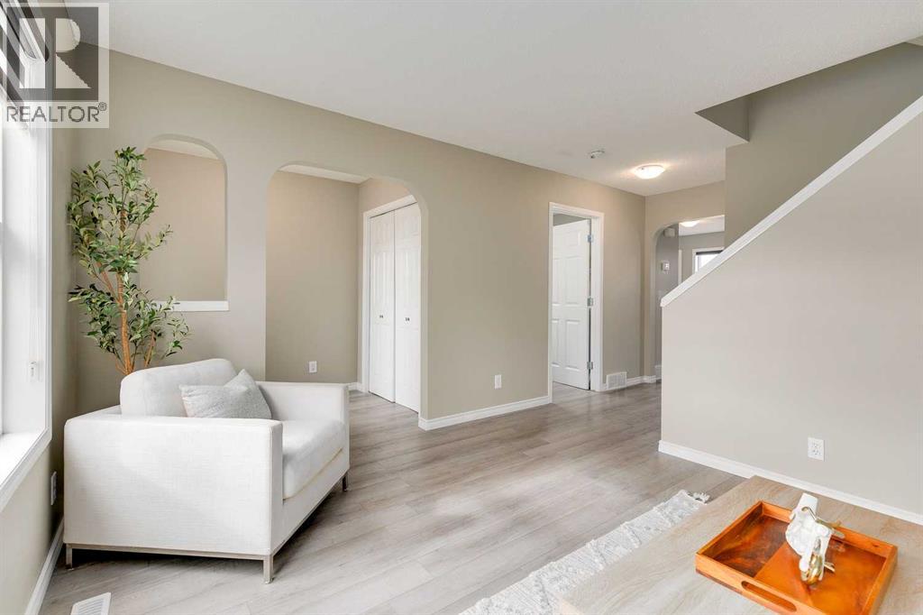 Single Family House for Sale in  Saddlebrook Place NE Saddle Ridge Calgary 