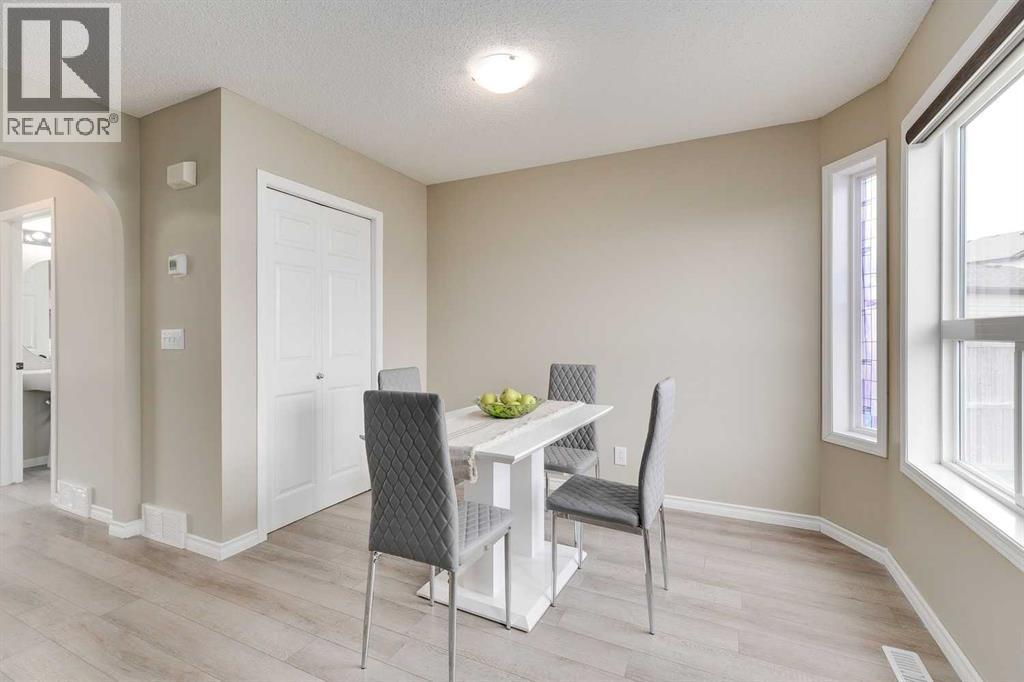 Single Family House for Sale in  Saddlebrook Place NE Saddle Ridge Calgary 
