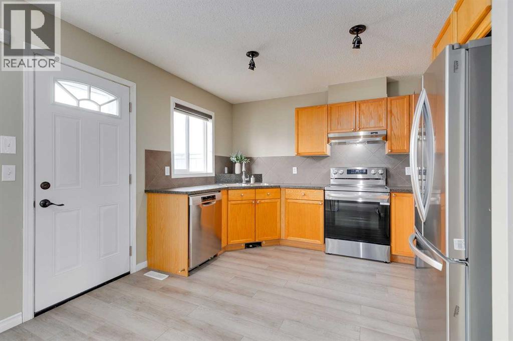 Single Family House for Sale in  Saddlebrook Place NE Saddle Ridge Calgary 