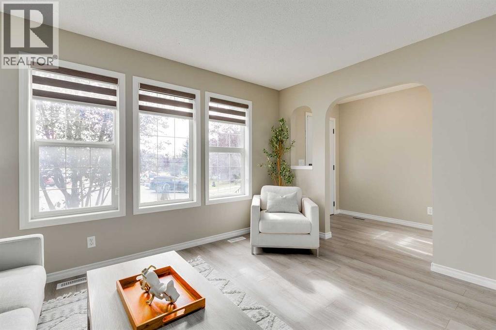 Single Family House for Sale in  Saddlebrook Place NE Saddle Ridge Calgary 