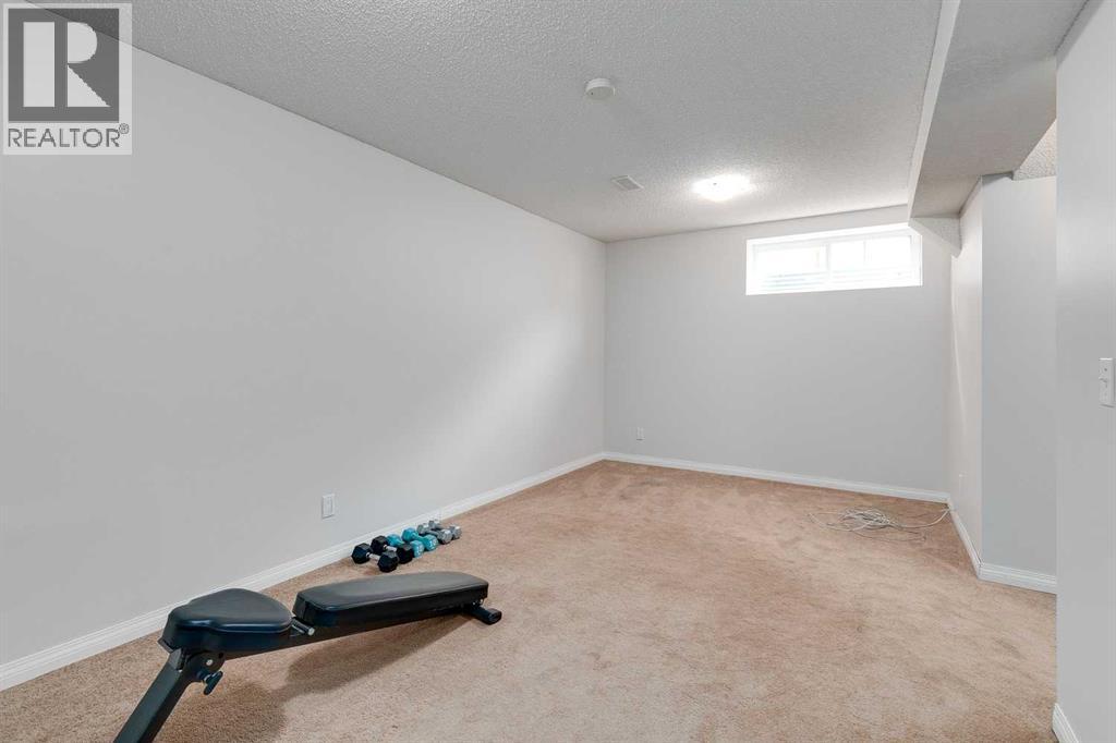 Single Family House for Sale in  Saddlebrook Place NE Saddle Ridge Calgary 