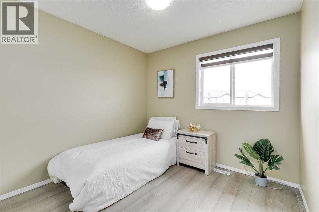 Single Family House for Sale in  Saddlebrook Place NE Saddle Ridge Calgary 