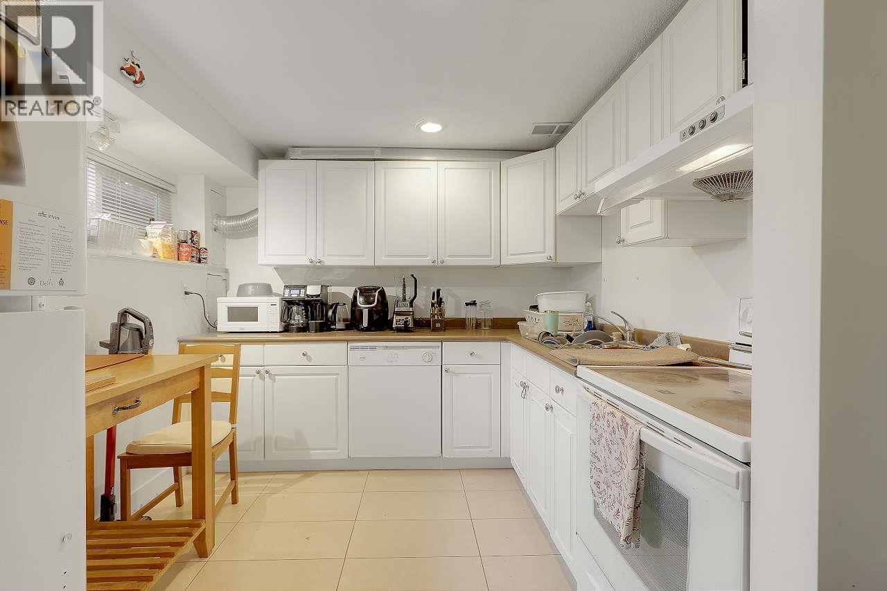 1493 54 Street, Delta