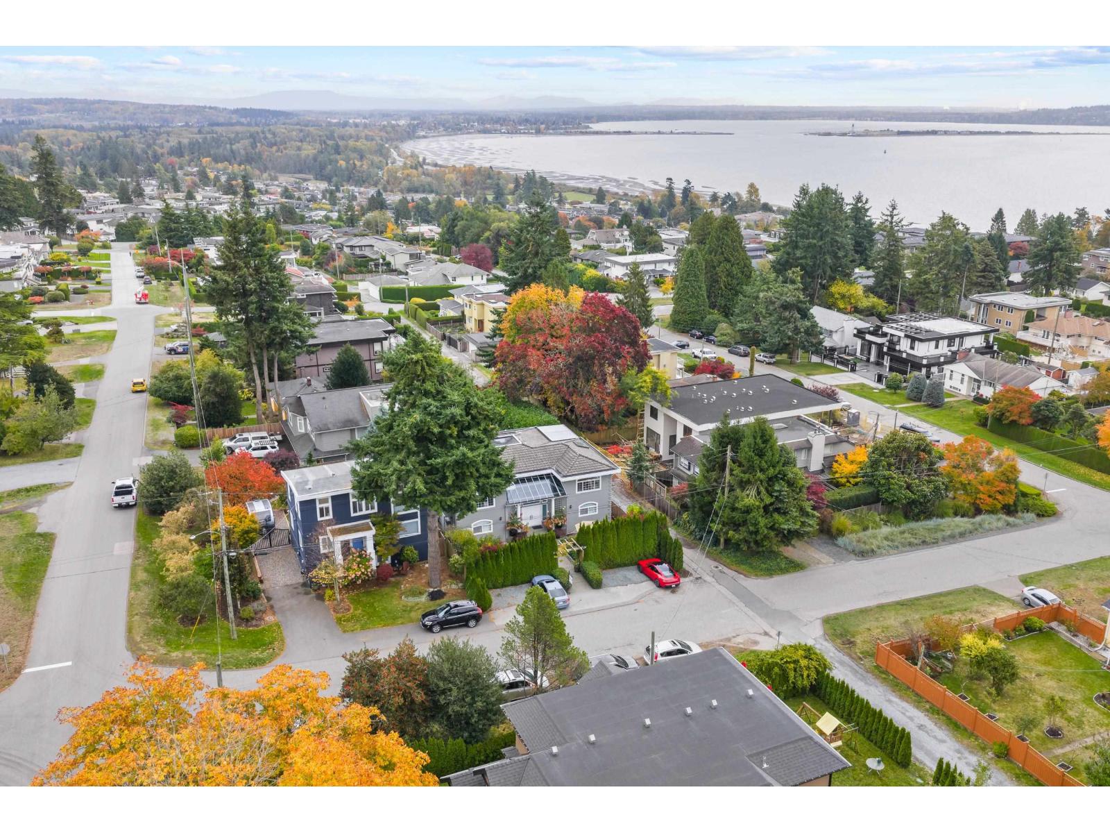 1170 DOLPHIN STREET, White Rock