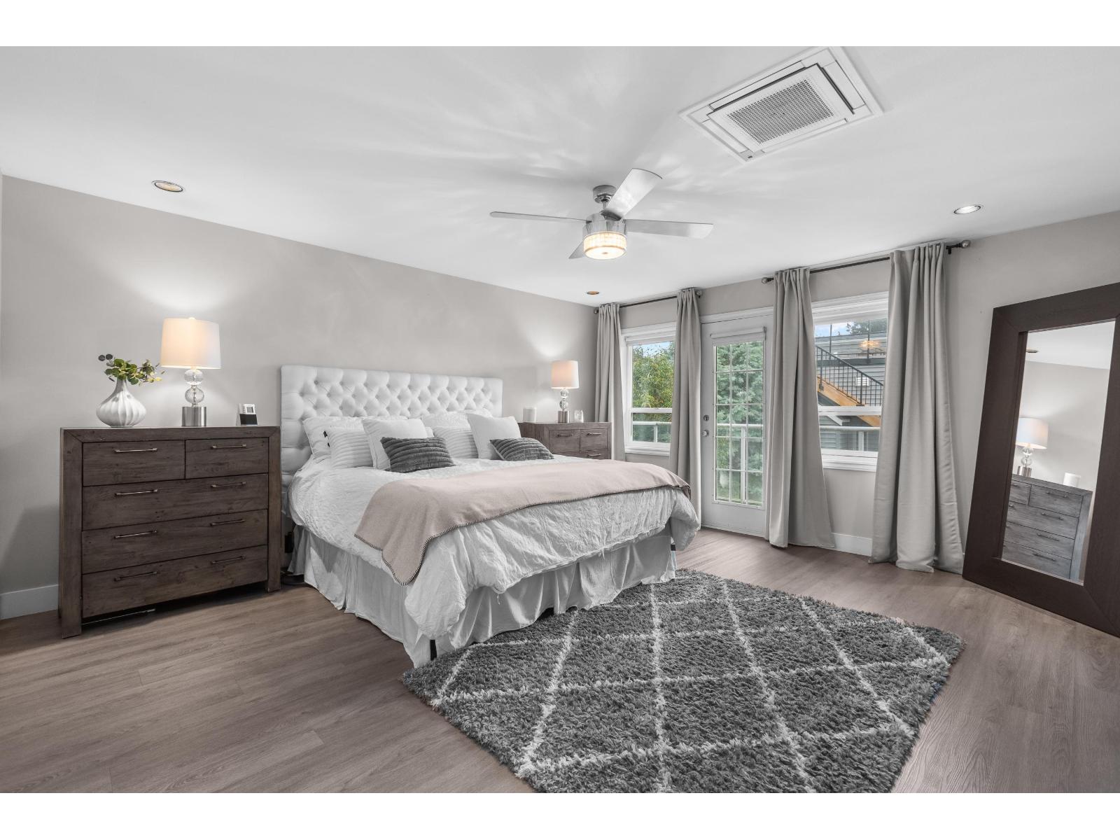 1170 DOLPHIN STREET, White Rock