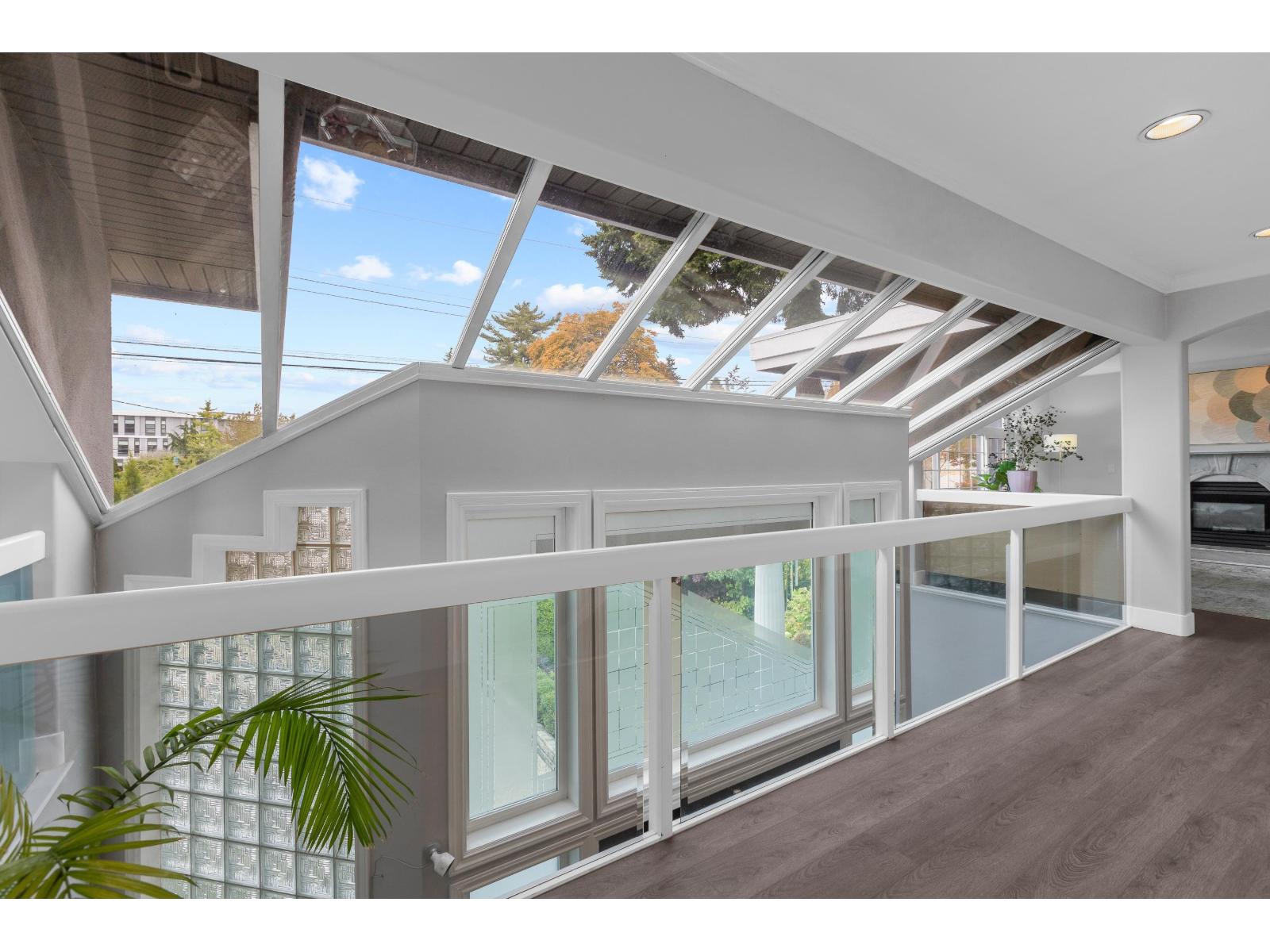 1170 DOLPHIN STREET, White Rock