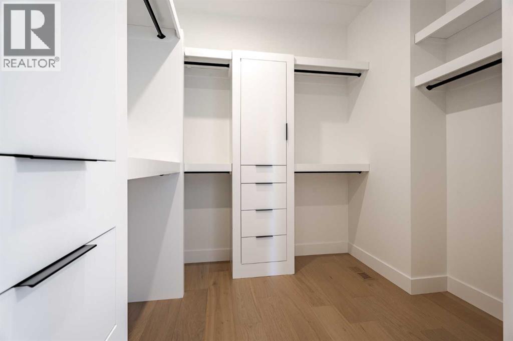 Single Family House for Sale in   Street NW Capitol Hill Calgary 